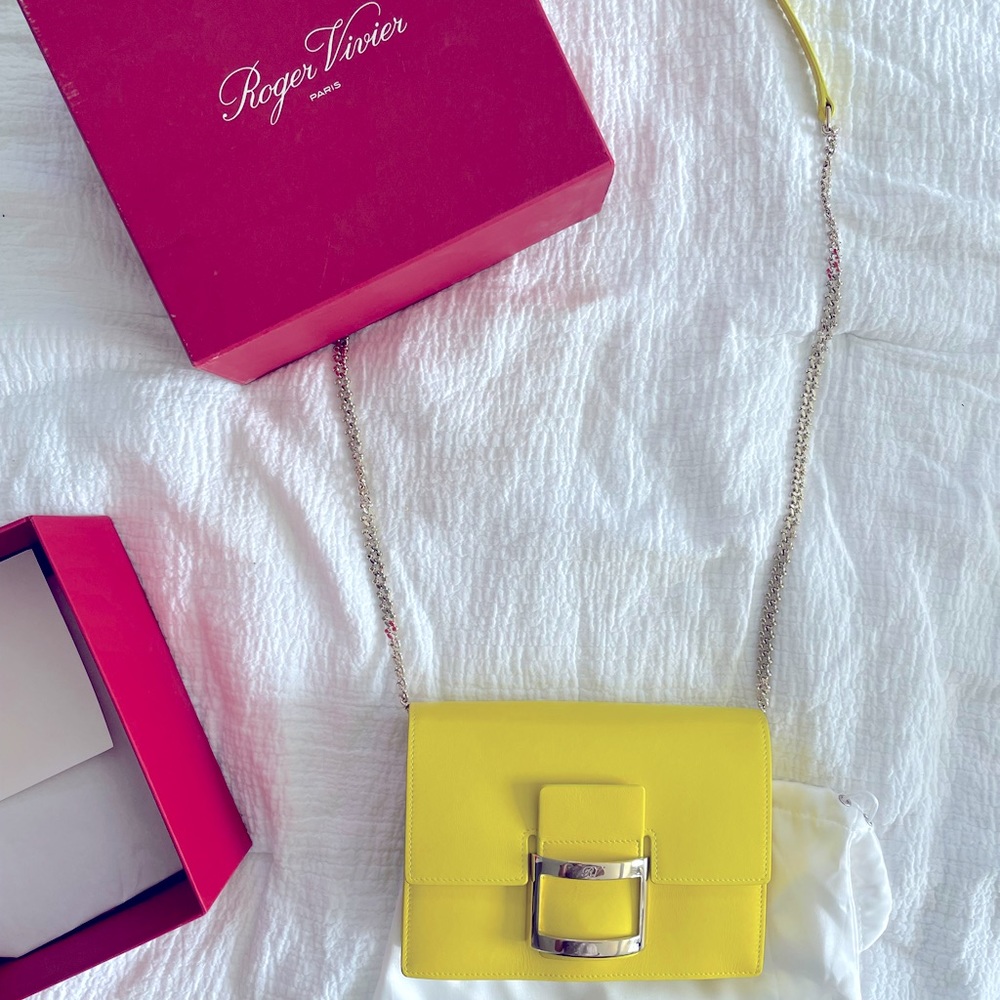 Roger Vivier Viv Icon Micro Shoulder Bag